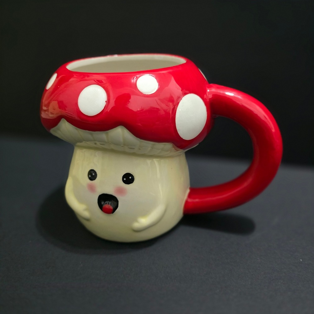 Mushroom Coffee/Tea Mug Red/White Cup Mushroom  Red White  super‎ mario